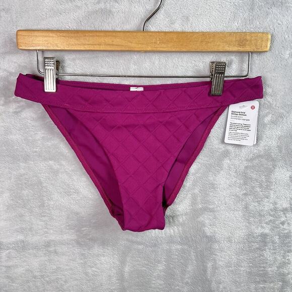 Lululemon Diamond Grid Skimpy Bikini Bottom Size 8 NWT Purple Swimsuit - Picture 1 of 11